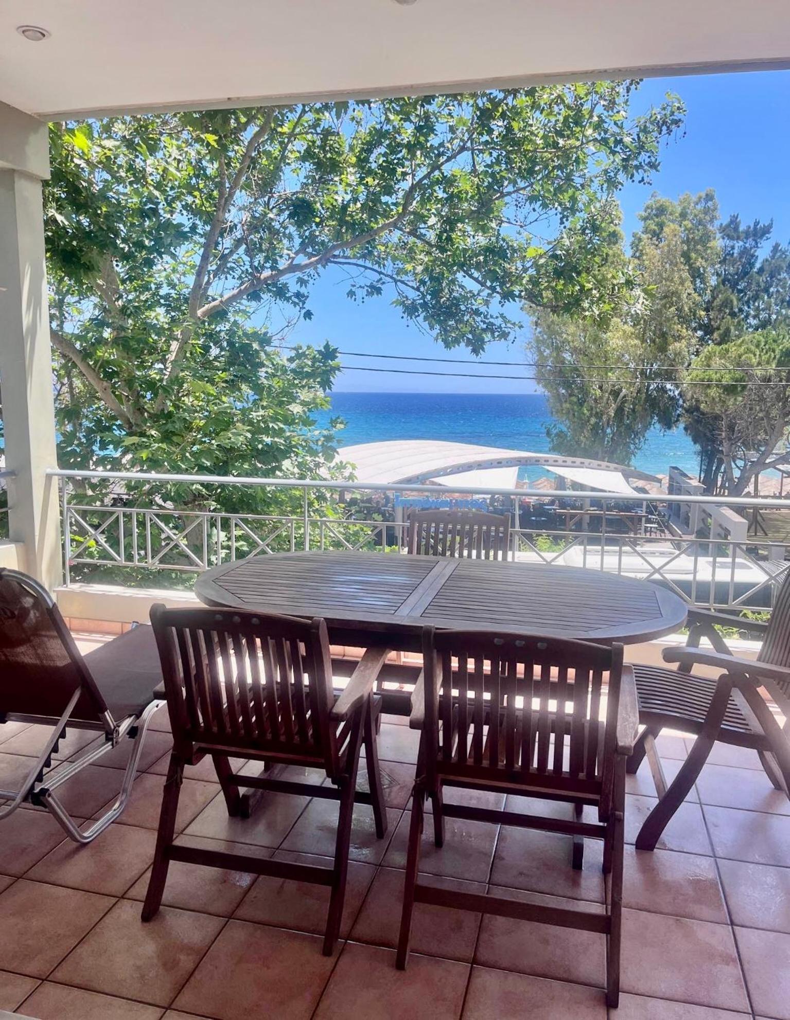 Chloe'S Sunrise Beach House Βίλα Αθήνα Εξωτερικό φωτογραφία